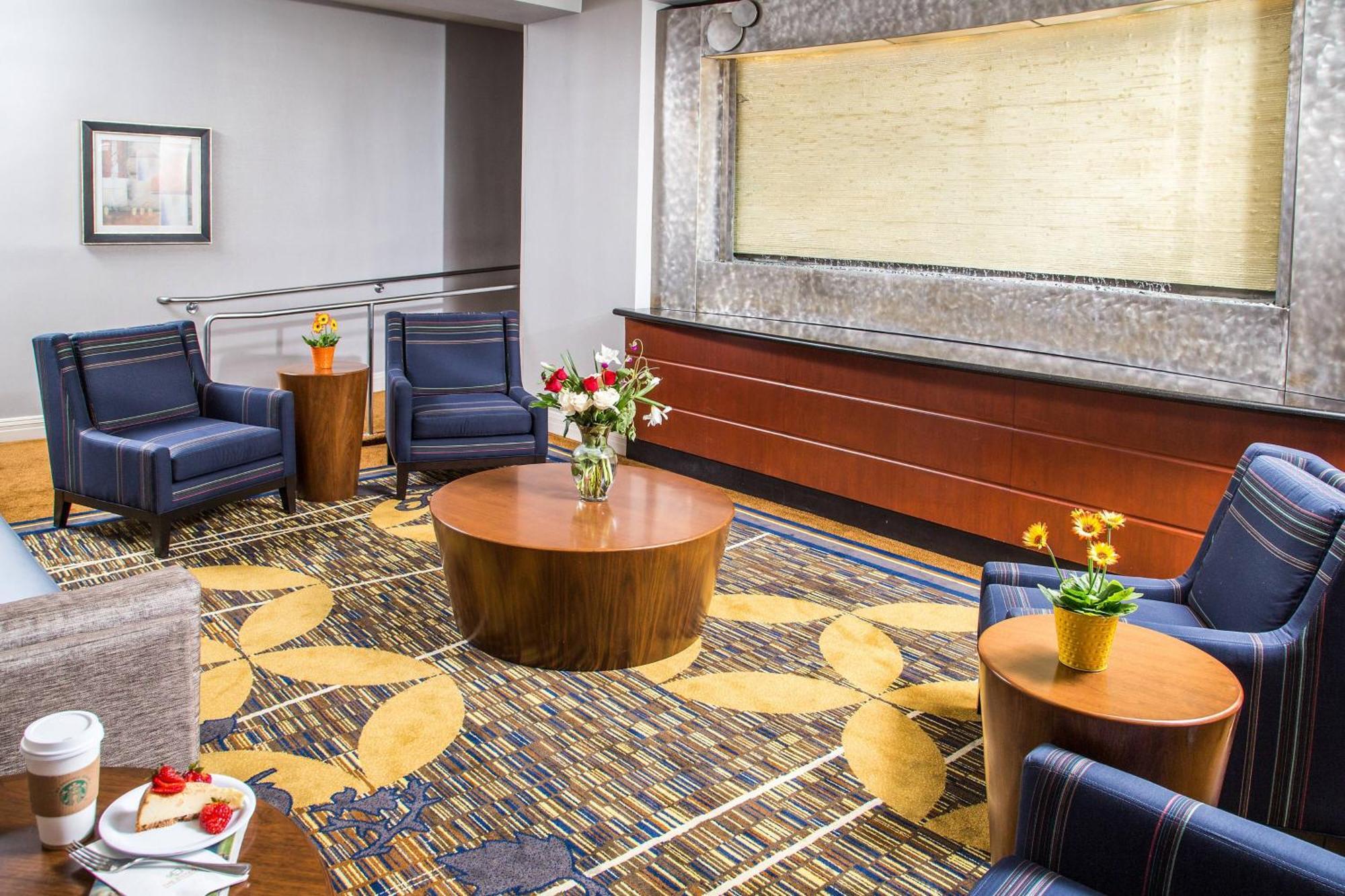 Courtyard By Marriott Los Angeles Pasadena/Monrovia Exterior photo