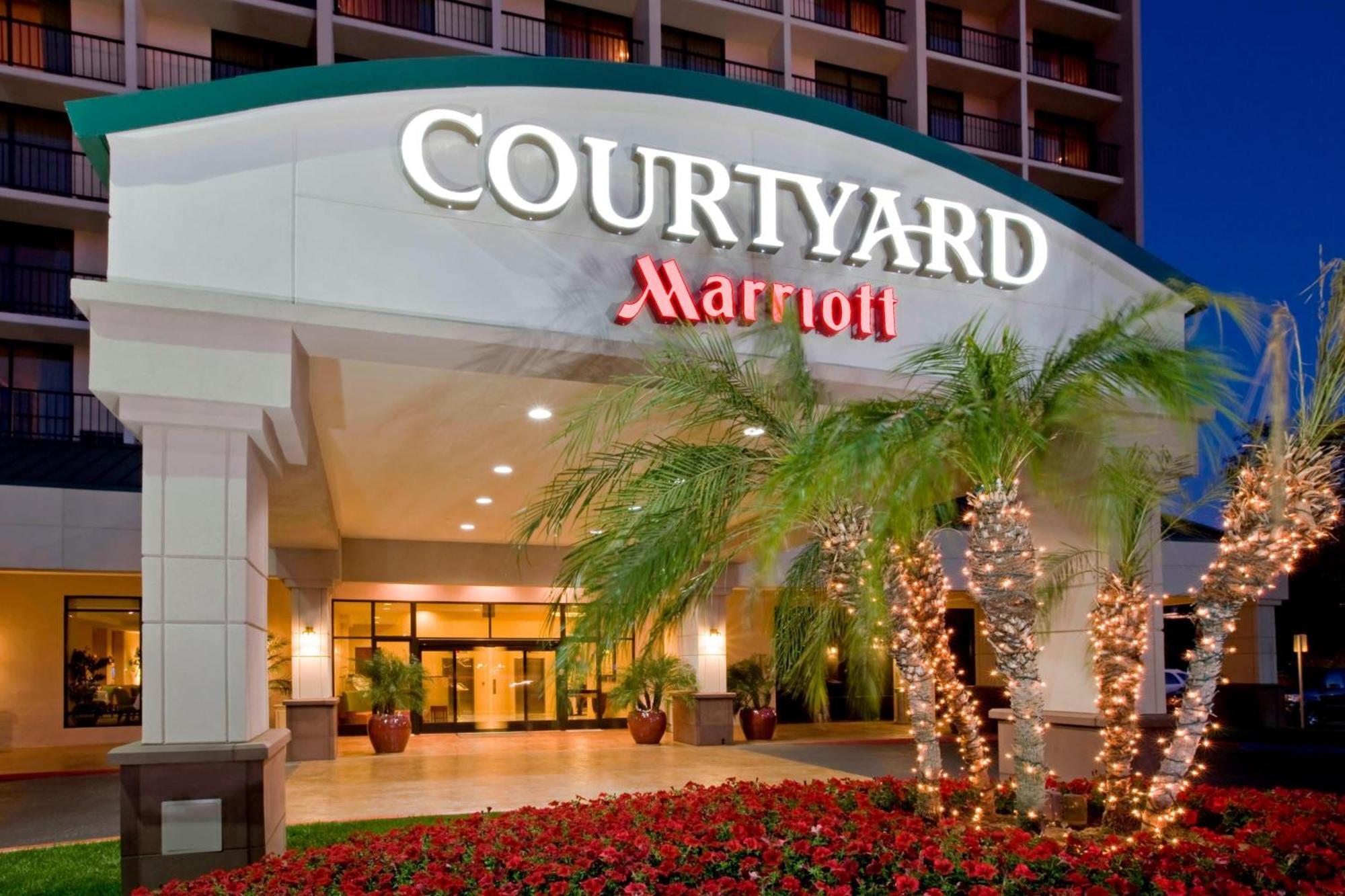 Courtyard By Marriott Los Angeles Pasadena/Monrovia Exterior photo