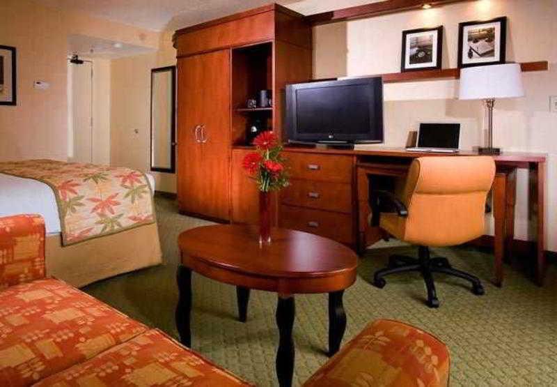 Courtyard By Marriott Los Angeles Pasadena/Monrovia Exterior photo